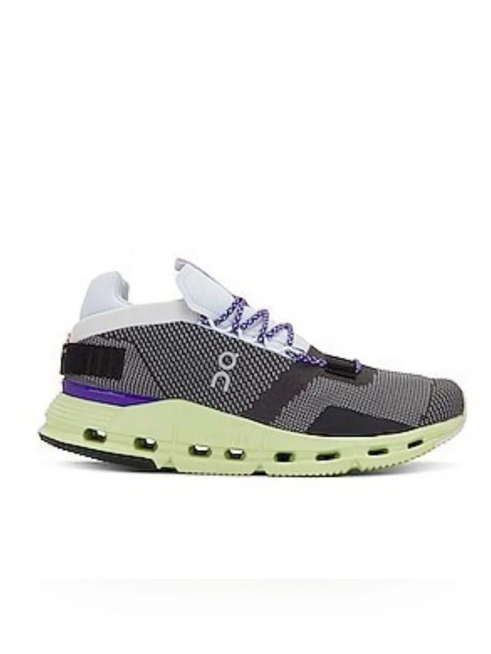 Running Cloudnova sneakers  